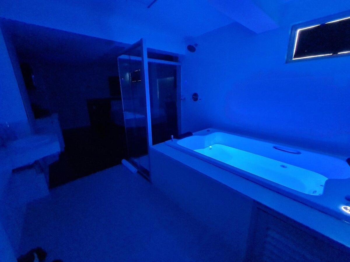 Apartamento Jacuzzi Privativa No Coracao Da Pampulha Belo Horizonte Exterior foto